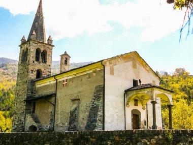 Yüksek dinamik aralık (Hdr) San Maurizio di Moron Kilisesi St Vincent, İtalya