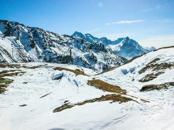 高动态范围 Hdr 峰伯尔尼的瑞士 Rethic 阿尔卑斯山在广州 Graubuenden 附近圣莫里兹山 — 图库照片