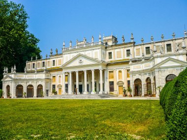Yüksek dinamik aralık (Hdr) eski bir villa Pisani bahçede Padua (Padova) Veneto, İtalya