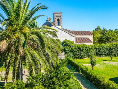 Yüksek Dinamik Aralık (Hdr) Parrocchiale dell Immacolata parish Kilisesi Barumini, İtalya