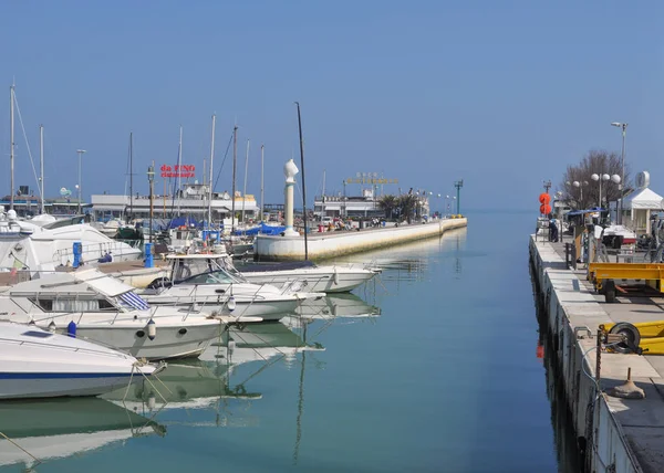 Der Hafen in rimini — Stockfoto