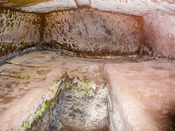 HDR Madonna dell Olivo Necropolis'e Tuscania — Stok fotoğraf