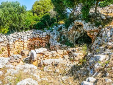 Yüksek dinamik aralık (Hdr) antik kalıntıları Torre den Galmes talayotic arkeolojik sitesindeki Menorca, İspanya