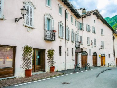 Yüksek dinamik aralık (Hdr) Sacro Monte di Varallo kutsal dağ Piedmont İtalya