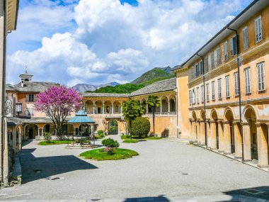 Yüksek dinamik aralık (Hdr) Sacro Monte di Varallo kutsal dağ Piedmont İtalya
