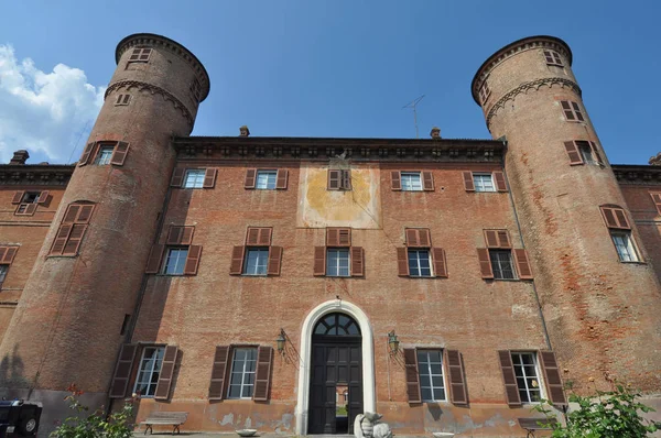 Castelo de Moncalieri em Moncalieri — Fotografia de Stock