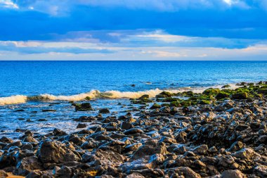 Yüksek dinamik aralık (Hdr) Lanzarote beach, Afrika kıyıları açıklarında Atlantik Okyanusu'nda Kanarya Adaları İspanyol bir adada