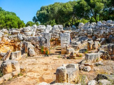 Yüksek dinamik aralık (Hdr) antik kalıntıları Torre den Galmes talayotic arkeolojik sitesindeki Menorca, İspanya