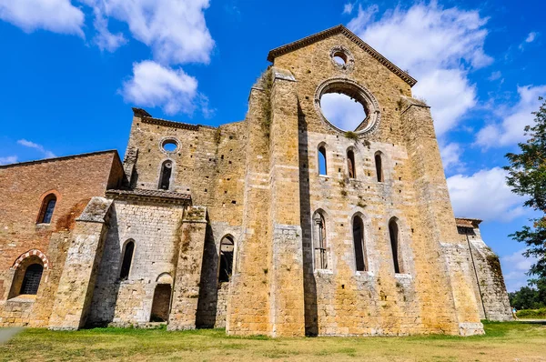 Yüksek Dinamik Aralık Hdr Kalıntıları Abbey Saint Galgano Cistercian Manastırı — Stok fotoğraf