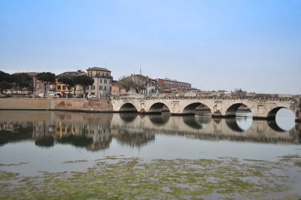 Ponte Tiberio Имеется Виду Мост Тиберия Aka Мост Августа Римини — стоковое фото