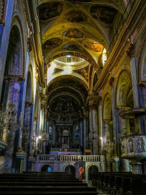 Bir Acqui Terme katedralde HDR Acqui Terme