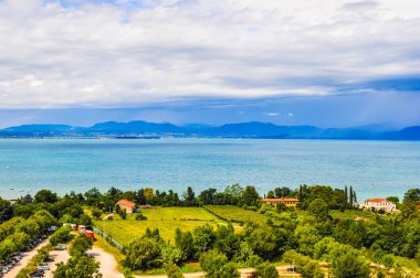 Yüksek dinamik aralık (Hdr) Garda Gölü Lombardiya Northerm İtalya