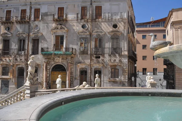 Fontän Piazza Pretoria Aka Torget Skam Palermo Italien — Stockfoto