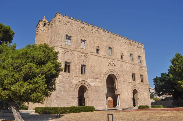 Zisa Palace Mieście Palermo Włochy — Zdjęcie stockowe