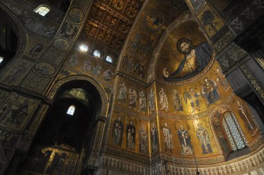 Monreale, İtalya - yaklaşık Ağustos 2017: Antik norman katedral kilise