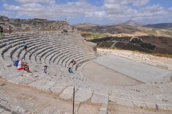 Divadlo v Segesta — Stock fotografie