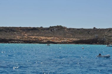 Trapani, İtalya - Eylül 2017 yaklaşık: Beach adlı Eagadian Adaları
