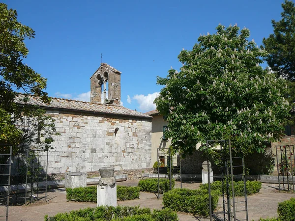Iglesia Santa Maria Assunta San Quirico Orcia Italia — Foto de Stock