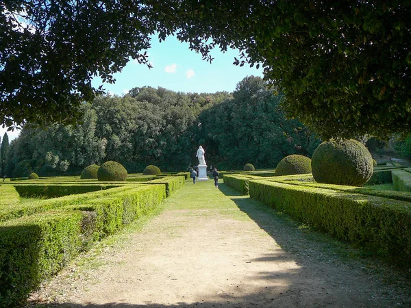 산 Quirico D Orcia 에 있는 Horti Leonini Gardens — 스톡 사진