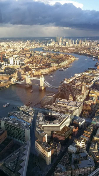 Londra Ngiltere Thames Nehri Tower Bridge Canary Wharf Şehrin Havadan — Stok fotoğraf