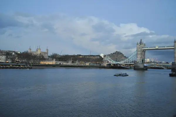 Londra Ngiltere Thames Nehri Üzerindeki Tower Bridge — Stok fotoğraf