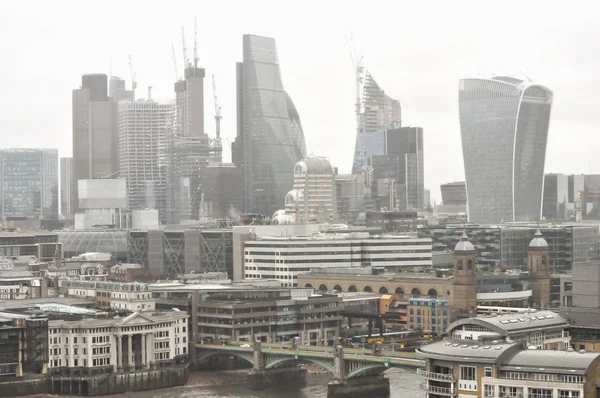 Londra şehir içinde gökdelenler — Stok fotoğraf