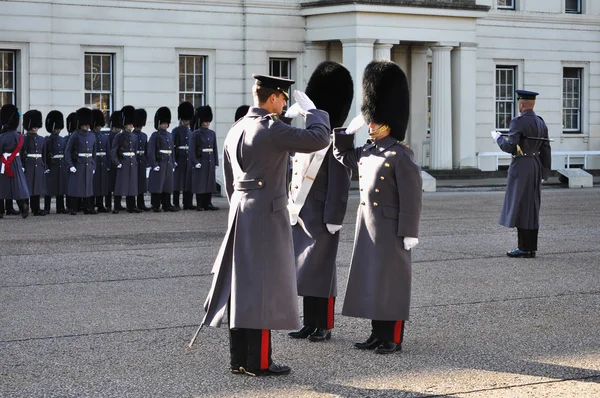 Cambio della Guardia a Buckingham Palace a Londra — Foto Stock