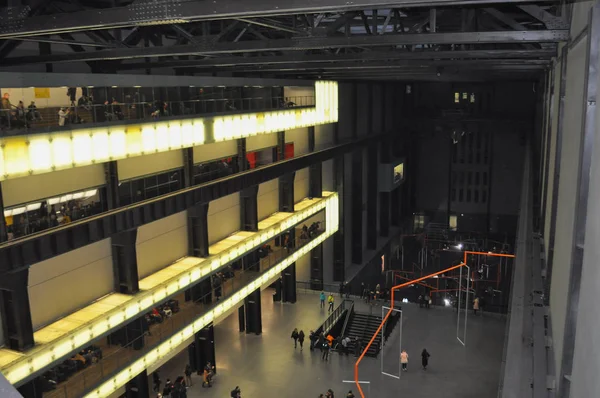 Tate modern in Londen — Stockfoto