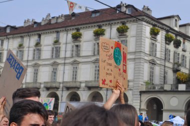 TÜRİN, İTALYA - CRCA EPTESİ 2019: gelecek mitingi için Cuma