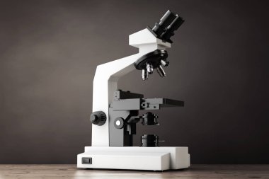 Modern laboratuvar mikroskop. 3D render