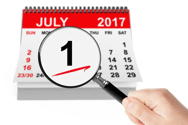 Kanada dag koncept. 1 juli 2017 kalender med förstoringsglas — Stockfoto