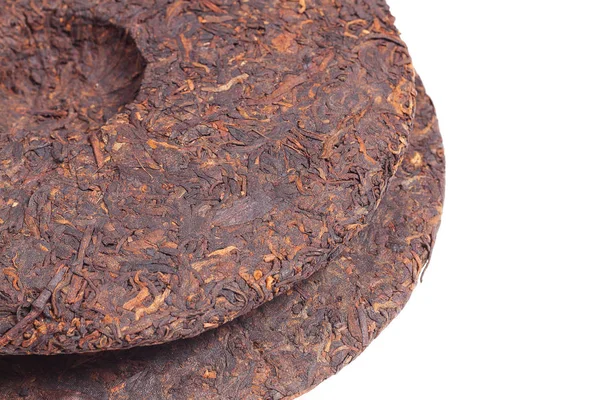 Ronde platte schijf van traditionele Chinese Shu Puer of Puerh thee — Stockfoto