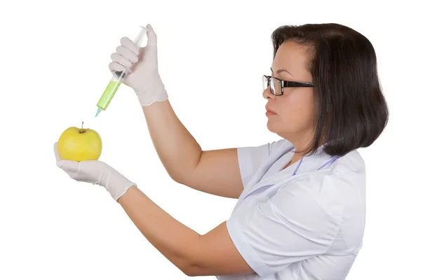 Γιατρός θηλυκό επιστήμονας διαιτολόγος εκμετάλλευση φρέσκο πράσινο μήλο Bein — Φωτογραφία Αρχείου