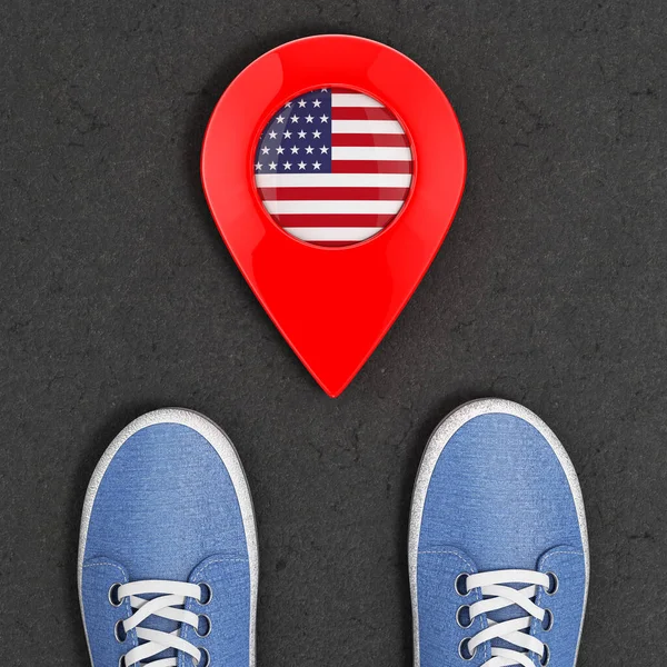 Utazás Amerika Koncepciójába Kék Farmer Cipők Aszfaltozott Úton Térképmutatóval Usa — Stock Fotó
