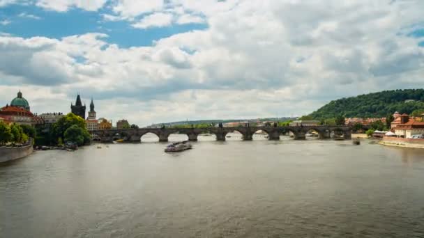 Charles Bridge and Vltava River — Stock Video