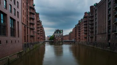 Hamburg'da akşam yağmur