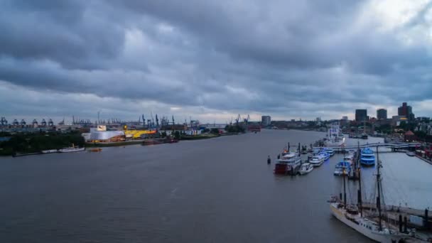 Prachtige zonsondergang vanaf Hamburg — Stockvideo