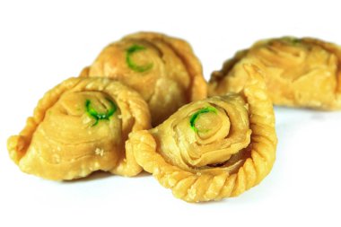 Beyaz bir arka plan üzerinde fırın