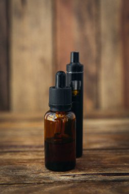 Vaping e-vaping aygıt sıvı. Elektronik sigara.