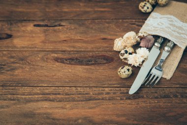  Rustik Ester arka plan küçük yumurta ile 