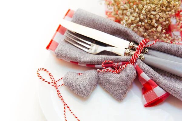 Concepto de cena romántica de San Valentín. Cubertería — Foto de Stock