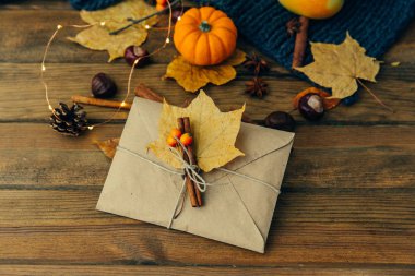 Sonbahar dekorasyonu Craft zarfı