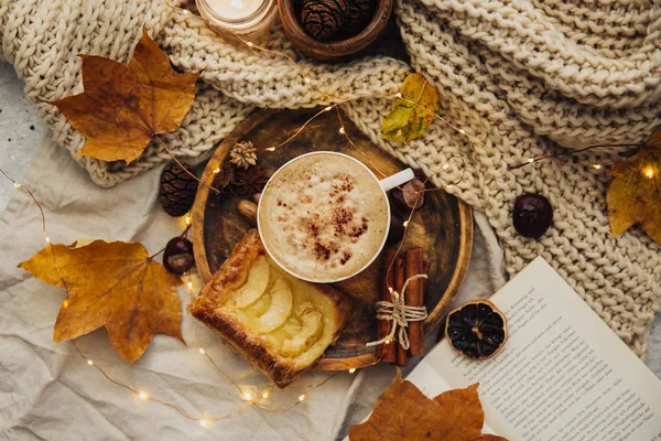 Autunno Autunno Mattina Concetto Caffè Posa Piatta Maglione Lavorato Maglia — Foto Stock