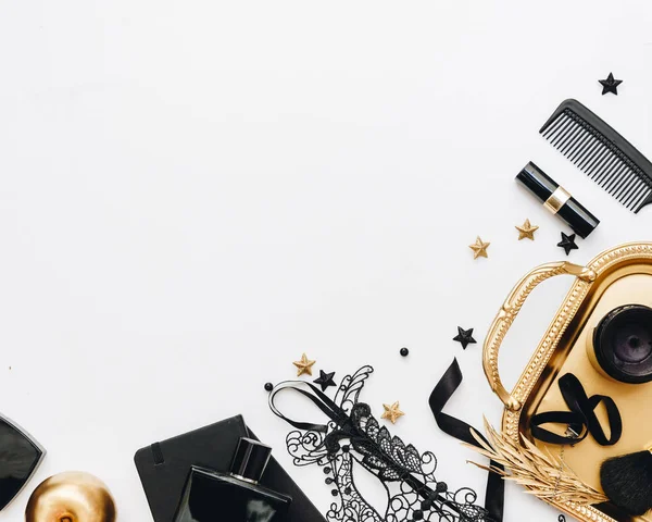 Woman Black Fashion Accessories Gold Decorations Black Lace Mask Flat — Stock Photo, Image