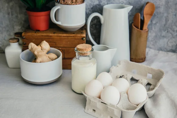 Ovos Frescos Leite Cozinha Rústica Produtos Ecológicos Naturais — Fotografia de Stock