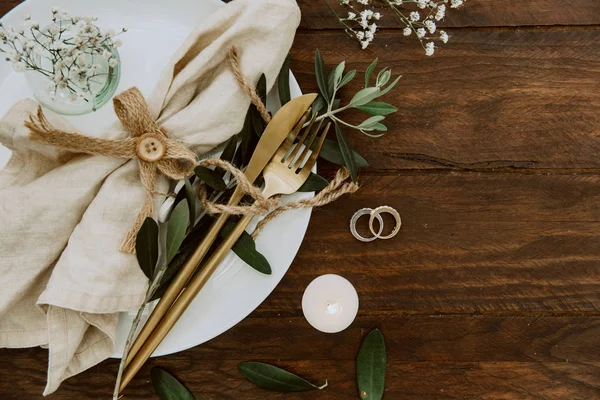 Posate Sposa Oro Con Decorazioni — Foto Stock