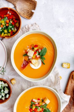 Domates çorbası, salmorejo çorbası, İspanyol yemeği.