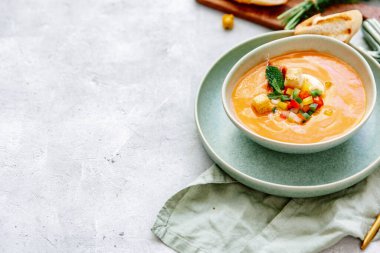 Domates çorbası, salmorejo çorbası, İspanyol yemeği.