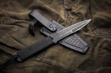 kılıç kını ile av bıçağı