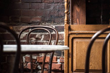 Retro iç. Sandalye ve masa